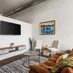 Dtla Loft, Parking, Pool, Gym, Steps To Crypto Arena