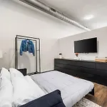 Dtla Loft, Parking, Pool, Gym, Steps To Crypto Arena